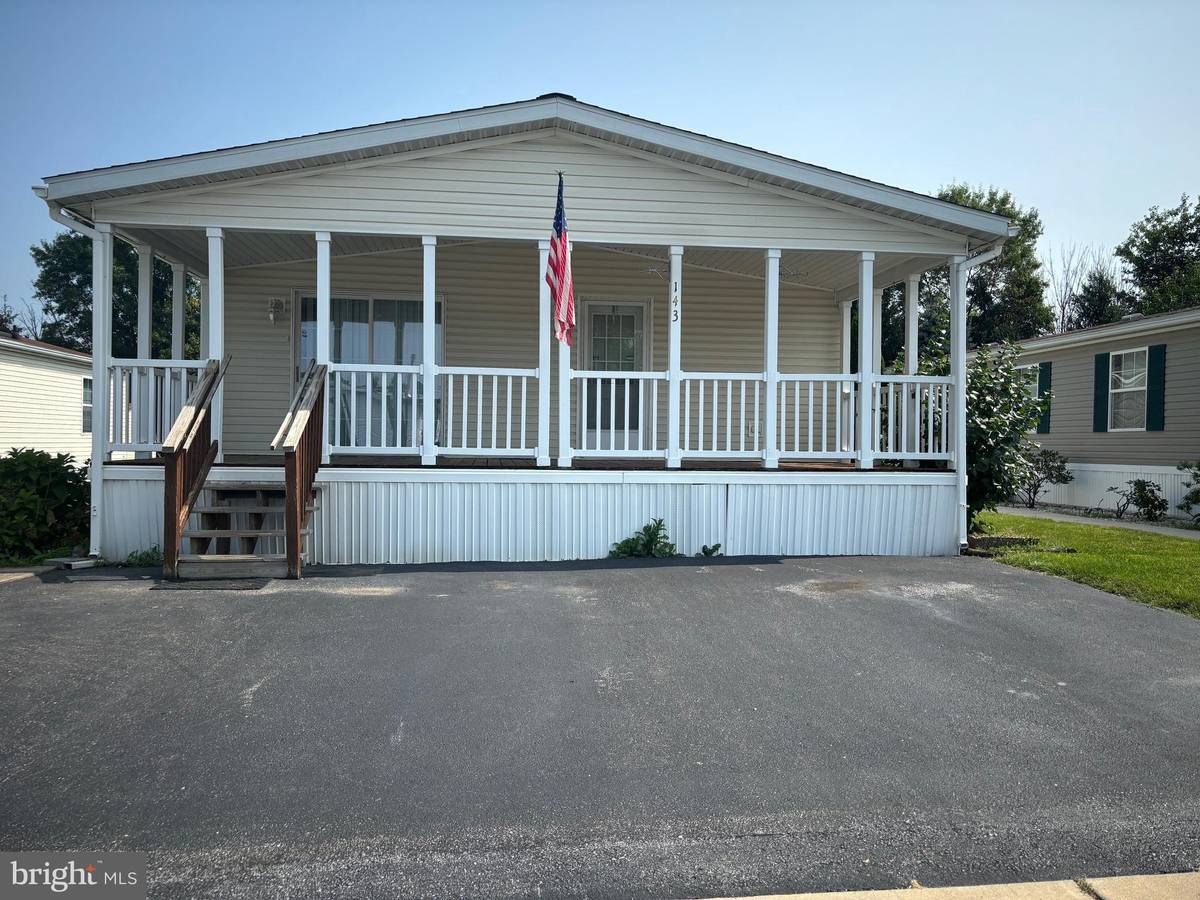 Ephrata, PA 17522,143 TULIP CIR