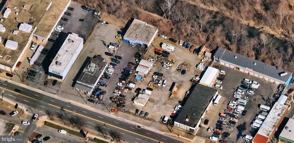 Hyattsville, MD 20782,2440 CHILLUM RD