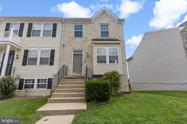 48 DUNLAP, Charles Town, WV 25414