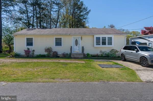 423 PHILLIPS AVE, Browns Mills, NJ 08015