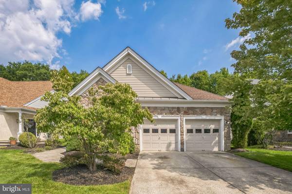 22 HUXLEY CIR, Marlton, NJ 08053