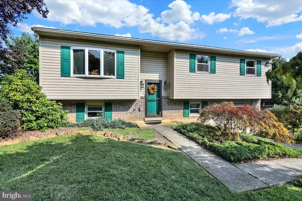 Reading, PA 19606,7428 HILLOCK LN