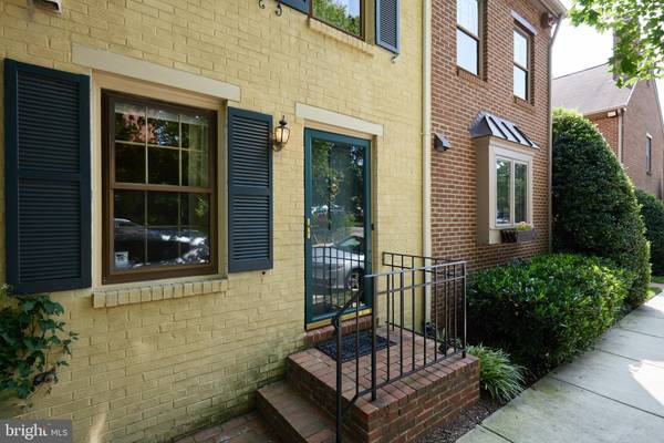 1105 PORTNER RD,  Alexandria,  VA 22314