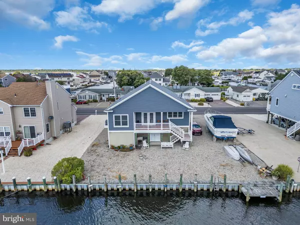 Forked River, NJ 08731,969 CAPSTAN DR