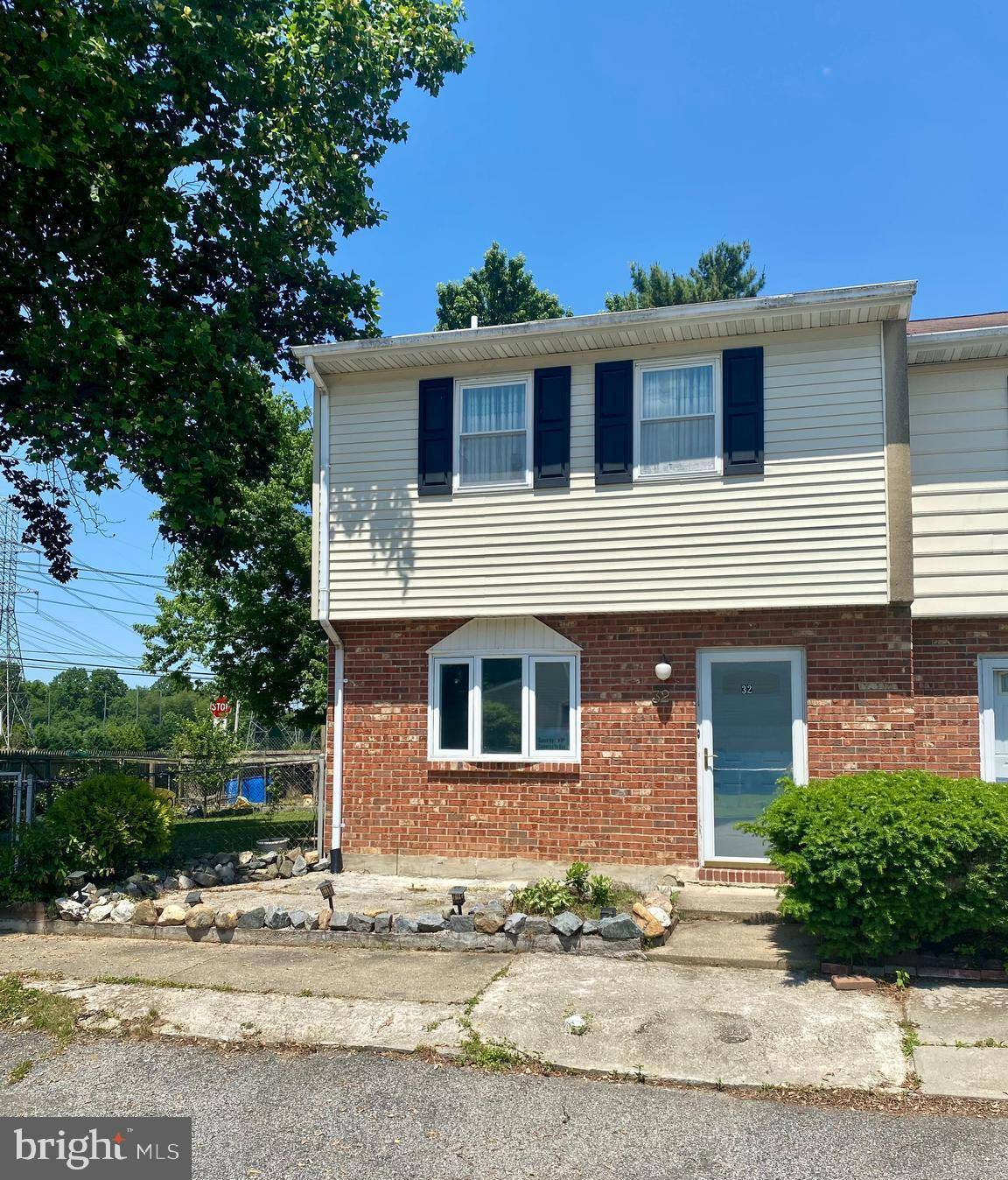 32 DAVID PL, Newark, DE 19702