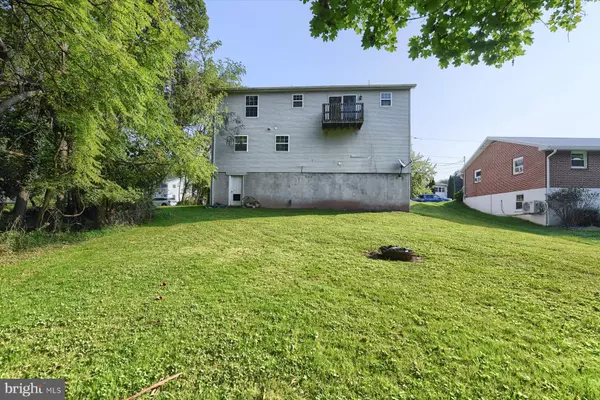 Millersburg, PA 17061,131 RIDGEWOOD DR