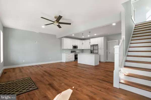 Chincoteague Island, VA 23336,7921 EAST SIDE RD