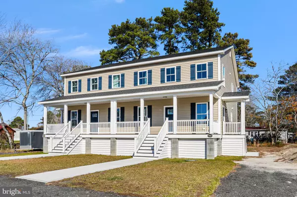 7921 EAST SIDE RD, Chincoteague Island, VA 23336