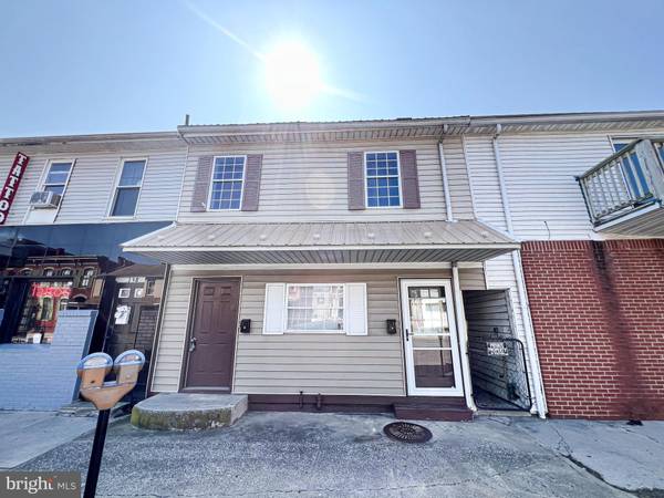 140 W MARKET ST, Lewistown, PA 17044