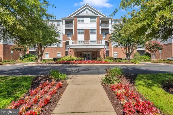 2604 CHAPEL LAKE DR #302, Gambrills, MD 21054