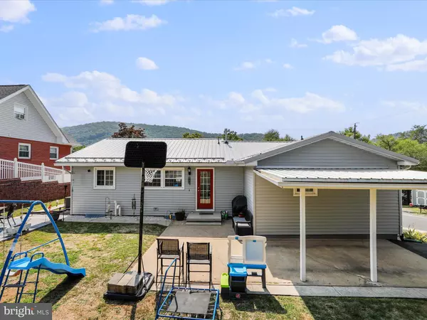 Keyser, WV 26726,370 VALLEY VIEW AVE