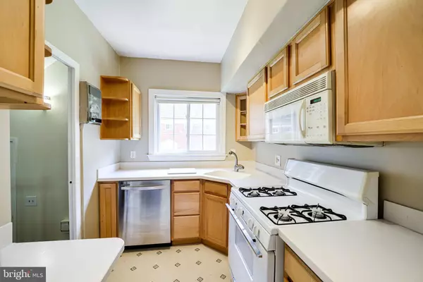 Alexandria, VA 22302,3732 HOLMES LN #511-37