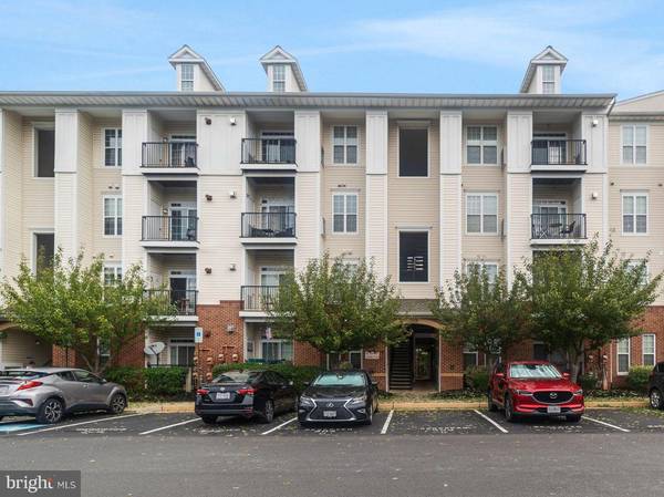 21216 MCFADDEN SQ #406, Sterling, VA 20165