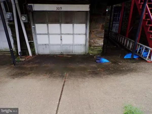 Philadelphia, PA 19119,309 E MEEHAN AVE