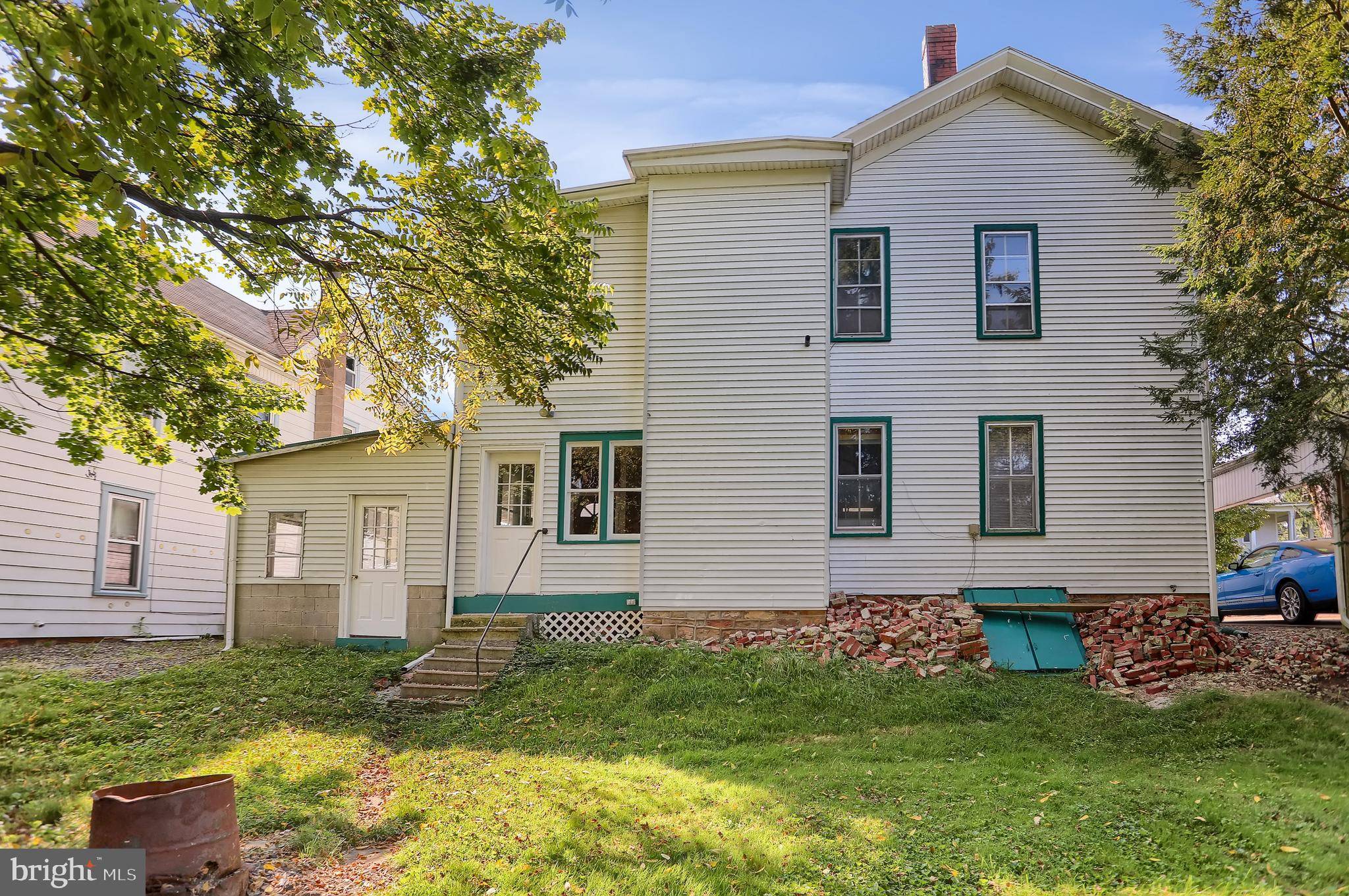 Middleburg, PA 17842,511 E MAIN ST