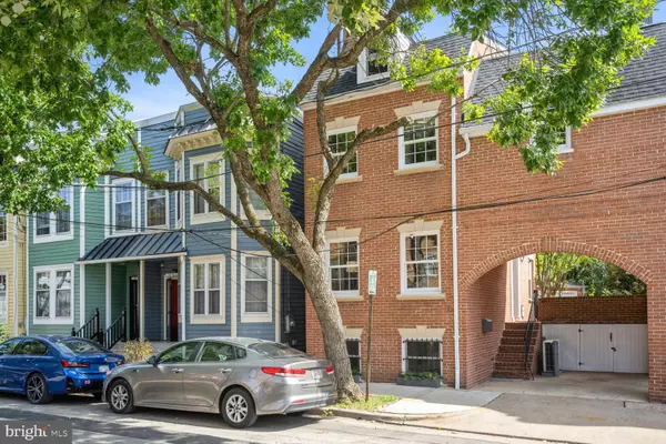 Alexandria, VA 22314,114 COMMERCE ST