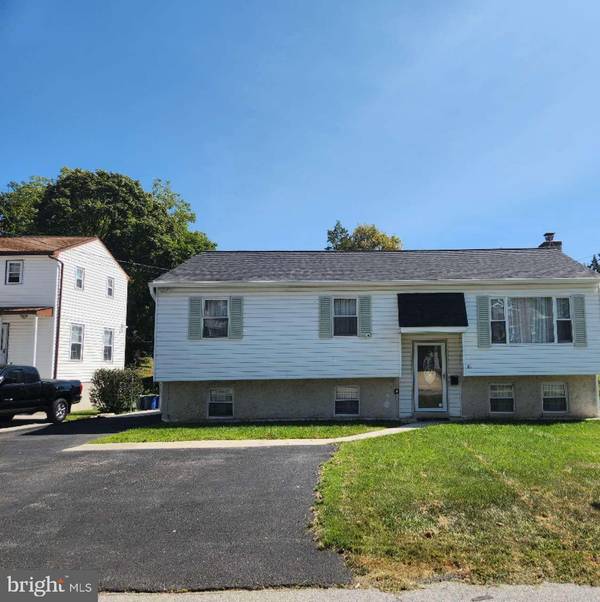 81 3RD AVE, Broomall, PA 19008