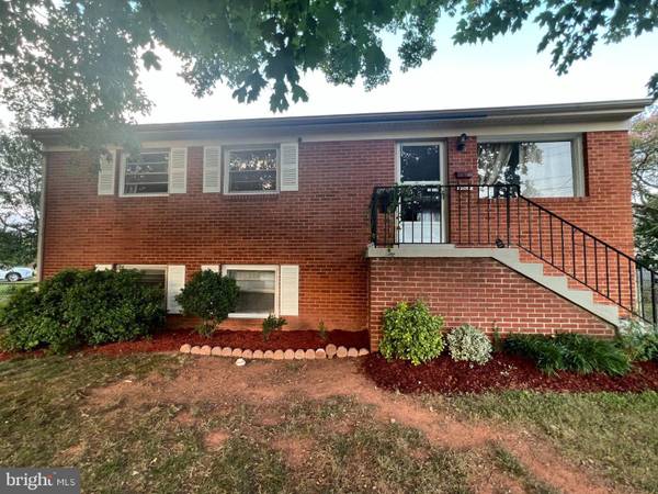 9601 NORFOLK ST,  Manassas,  VA 20109