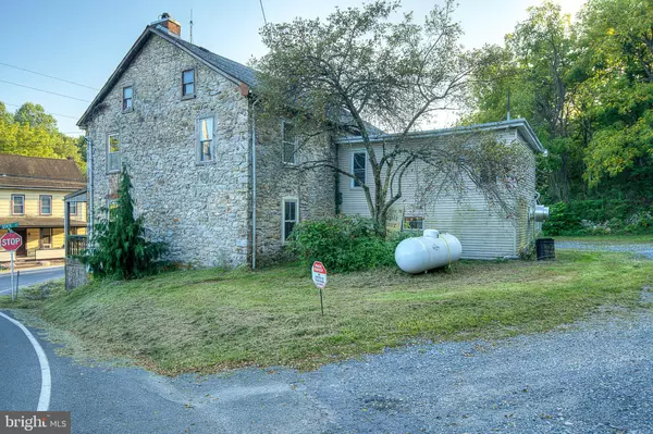 Alburtis, PA 18011,2165 STATE ST