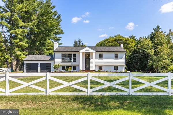 Mclean, VA 22102,8983 BROOK RD