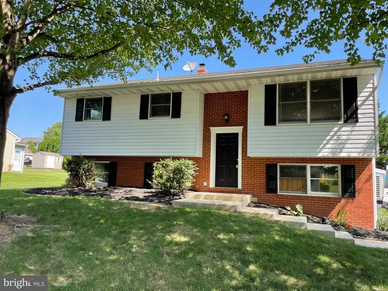 35 HOOVER RD, Lancaster, PA 17603