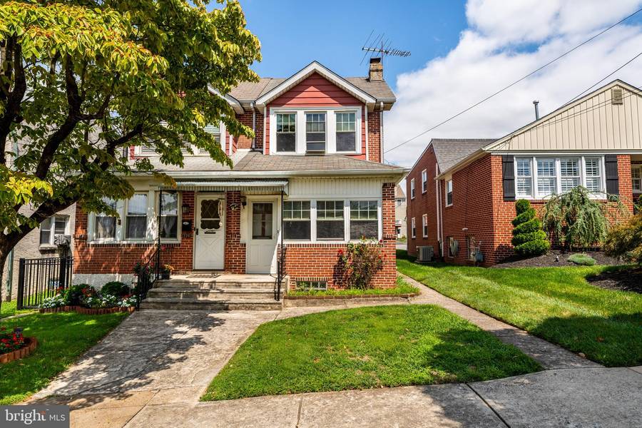 218 W 10TH AVE, Conshohocken, PA 19428