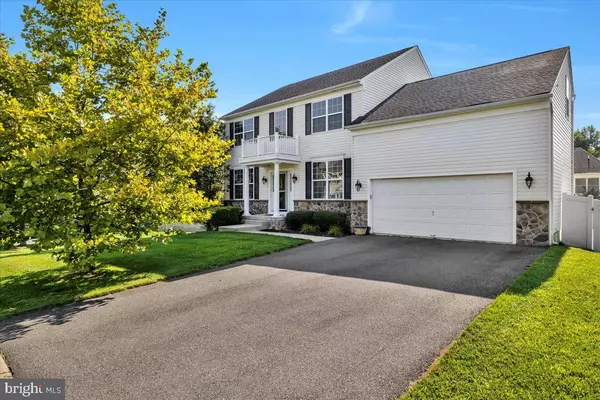 Sewell, NJ 08080,122 ZINNIA WAY