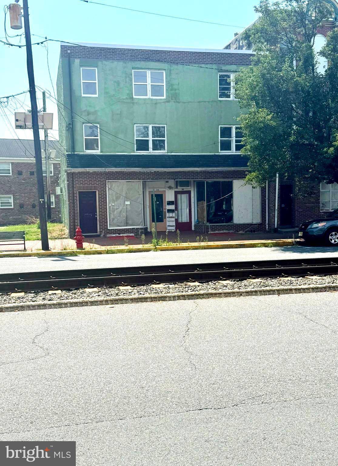 20-22 E BROAD ST, Burlington, NJ 08016
