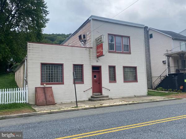 Pottsville, PA 17901,32 E BACON ST