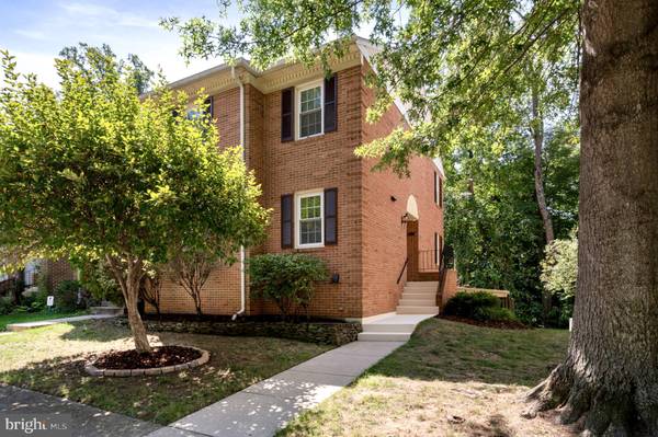 5900 LANGTON DR,  Alexandria,  VA 22310