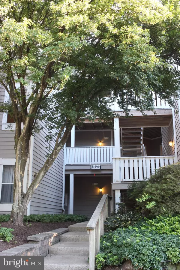 14309 CLIMBING ROSE WAY #102, Centreville, VA 20121