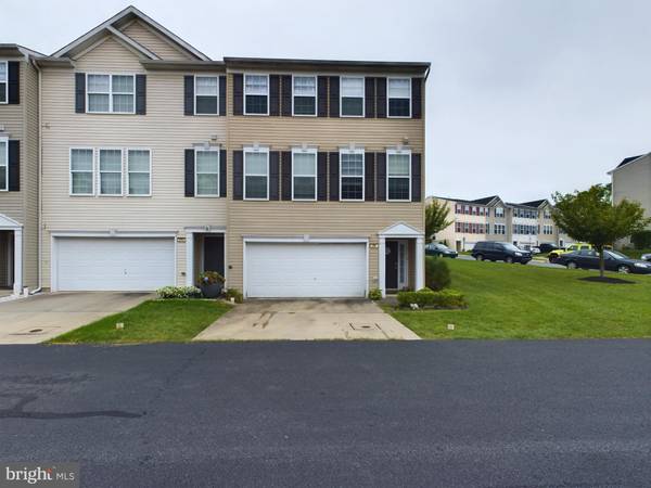 2301 GOLDEN EAGLE DR #145, York, PA 17408