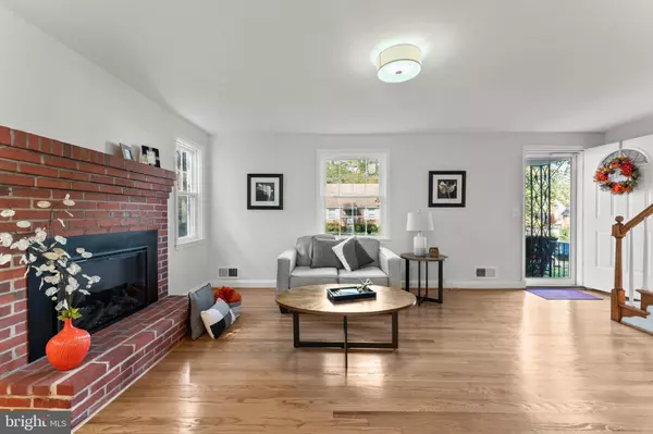 Gwynn Oak, MD 21207,3833 ARBUTUS AVE