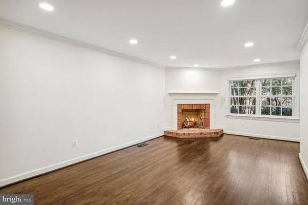 Alexandria, VA 22304,6310 CHAUCER VIEW CIR