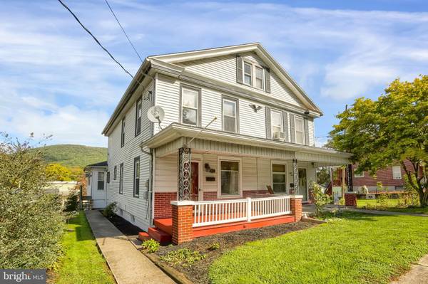 Lykens, PA 17048,811 MAIN ST