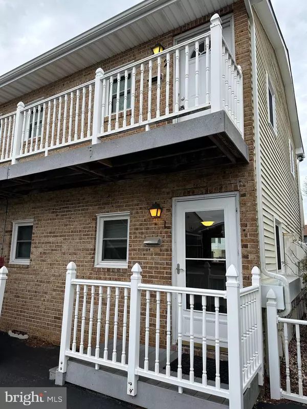 Ocean City, MD 21842,134 CAPTAINS QUARTERS RD #1