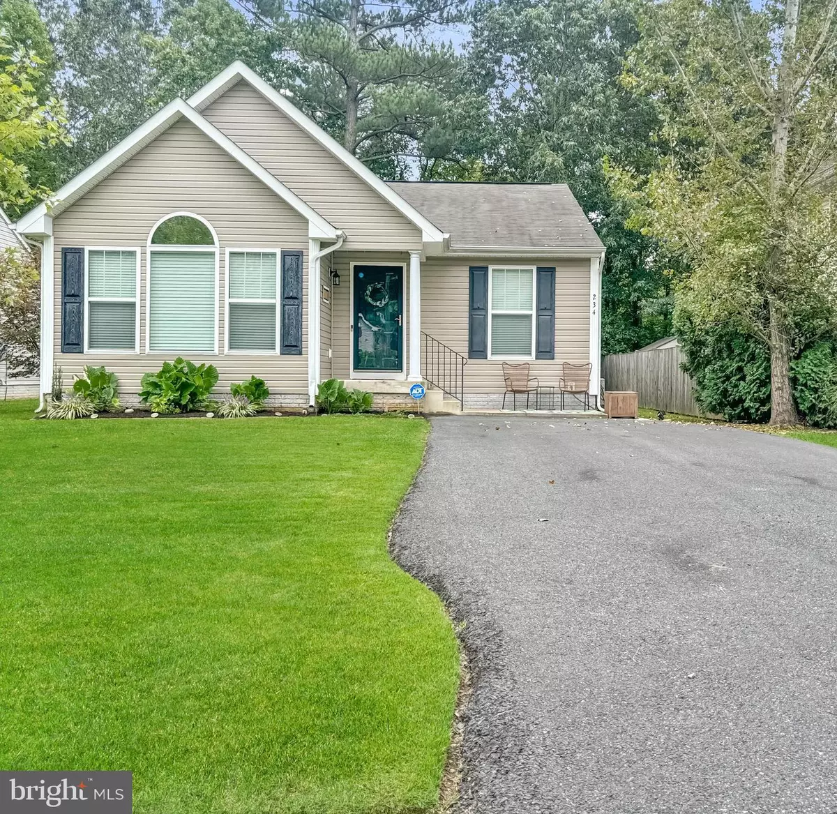 Colonial Beach, VA 22443,234 5TH ST