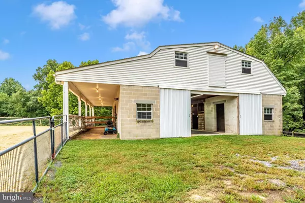 Owings, MD 20736,120 HONEYSUCKLE LN