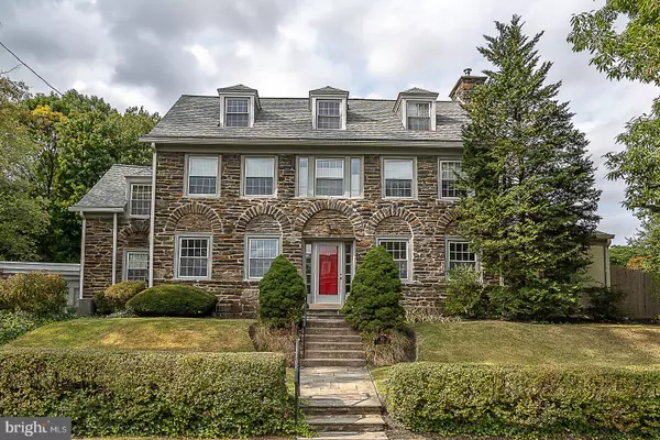 69 W LODGES LN, Bala Cynwyd, PA 19004