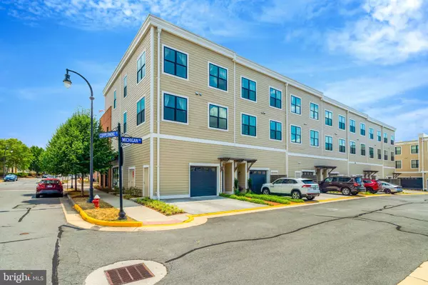 43571 MICHIGAN SQ, Leesburg, VA 20176