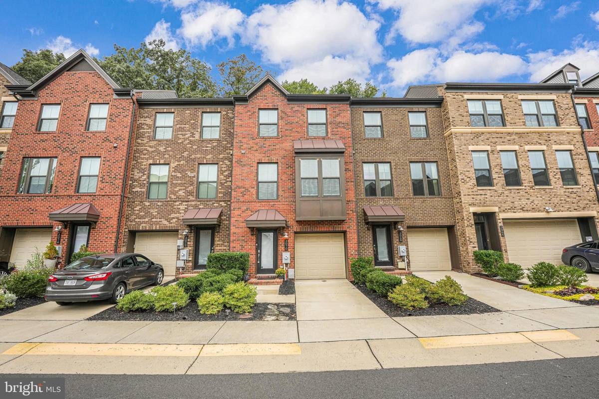 Fairfax, VA 22031,3070 WILD BLUE INDIGO CT