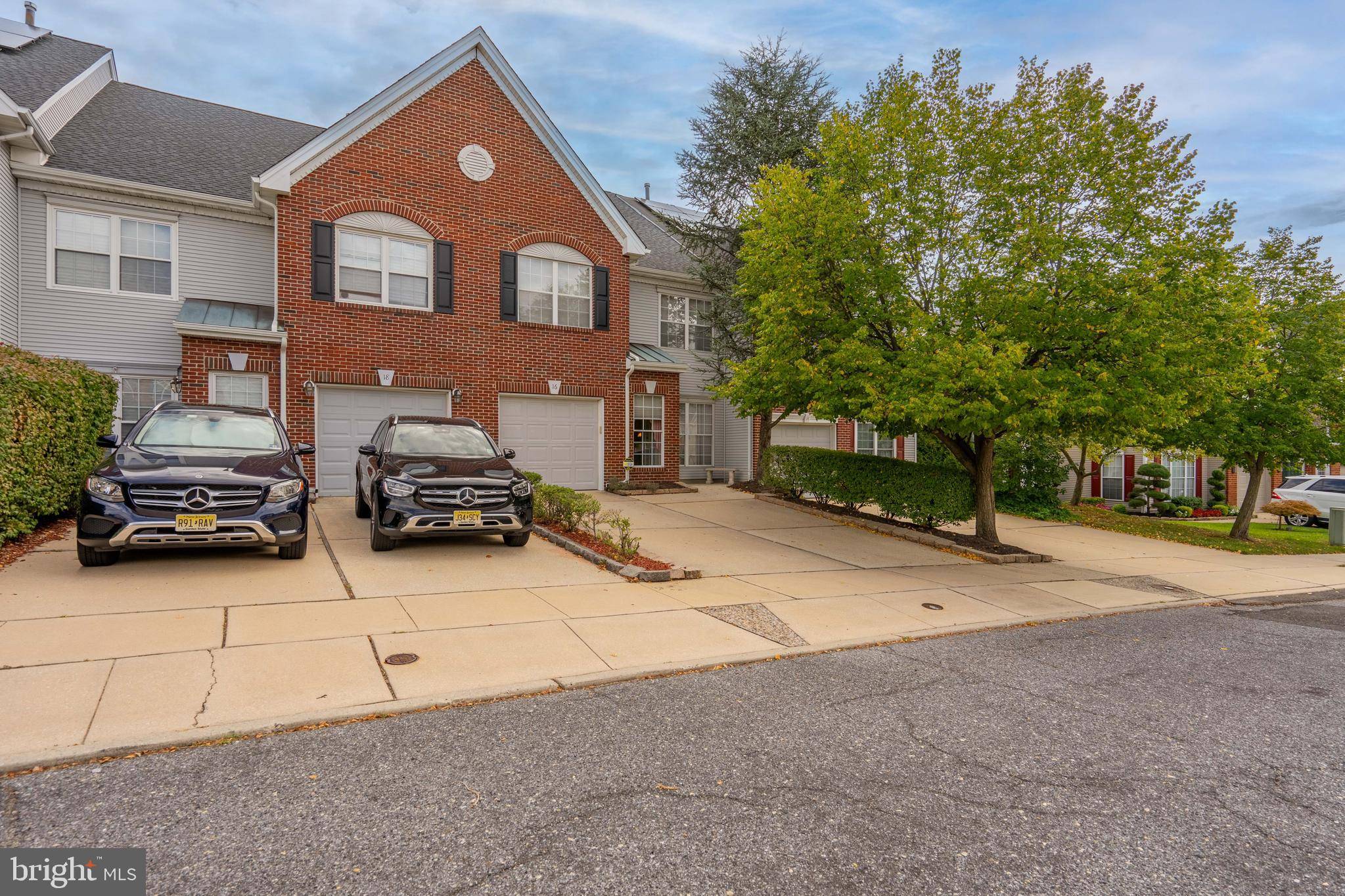 Blackwood, NJ 08012,16 LA COSTA DR