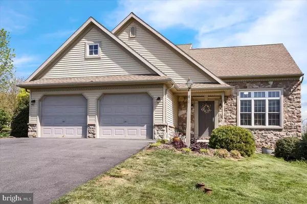 Womelsdorf, PA 19567,41 BEGONIA CT