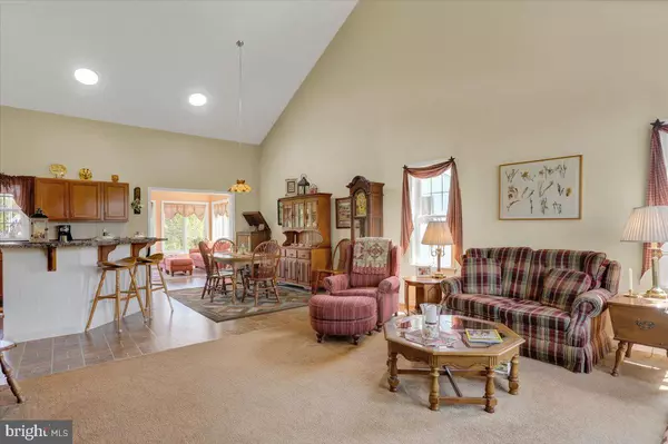 Womelsdorf, PA 19567,41 BEGONIA CT