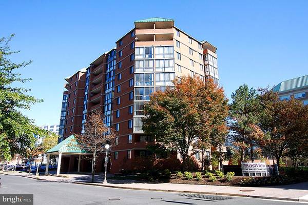 Arlington, VA 22201,1001 N RANDOLPH ST #617