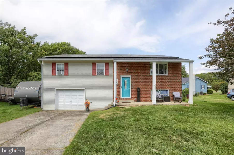 3 PAVILION LN, Selinsgrove, PA 17870