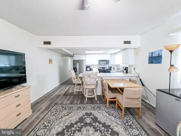 Ocean City, MD 21842,14311 TUNNEL AVE #304