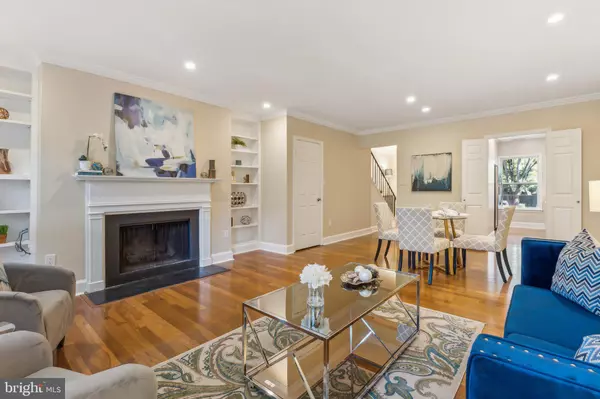 Washington, DC 20016,3205 SUTTON PL NW #A