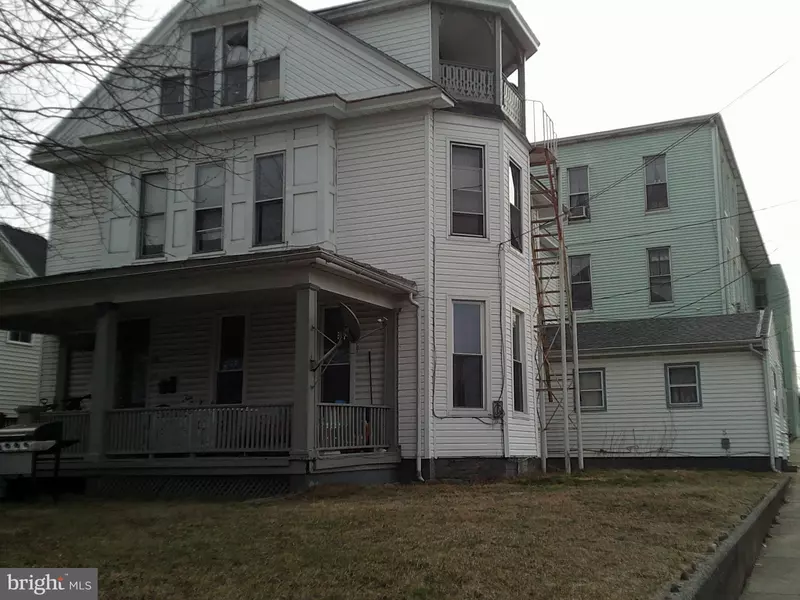 200 E ORANGE ST, Shippensburg, PA 17257