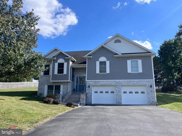 23 VERNON DRIVE, Chambersburg, PA 17202